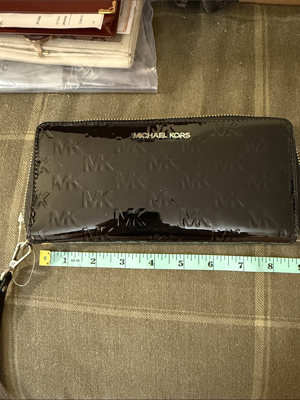 Michael Kors Glossy Patent MK Logo Zip Wallet in Black